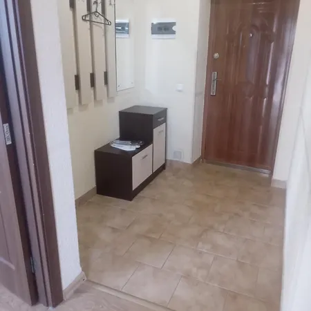 Doba - центр - бограч 2 кім 6 міс завжди тепла ! *