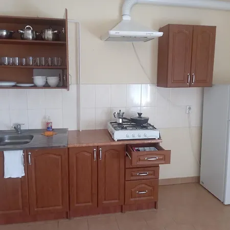 דירה Doba - центр - бограч 2 кім 6 міс завжди тепла !